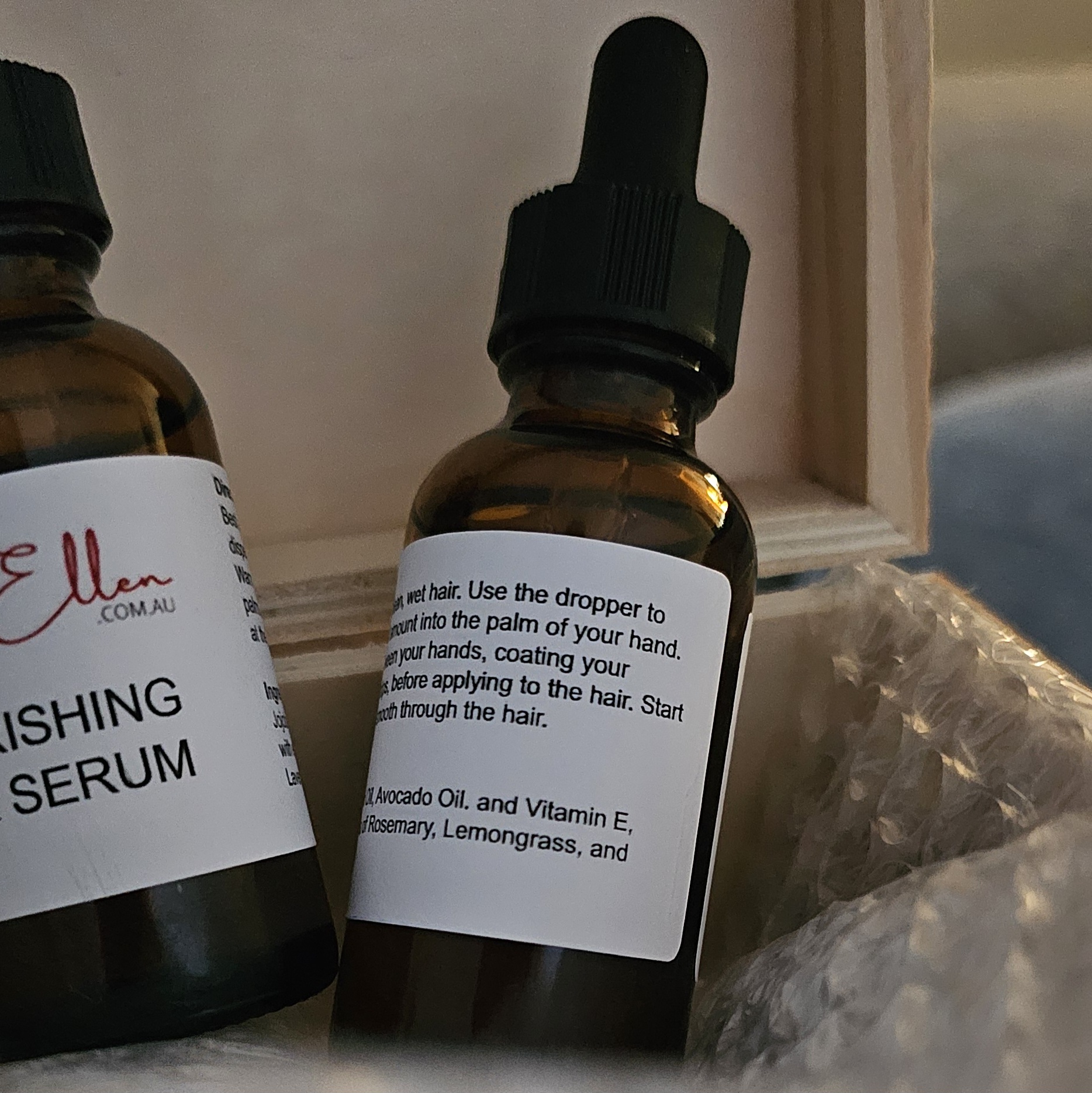 Nourishing Hair Serum with Caring Essential Oils Nourishing Hair Serum with Caring Essential Oils - Image 2